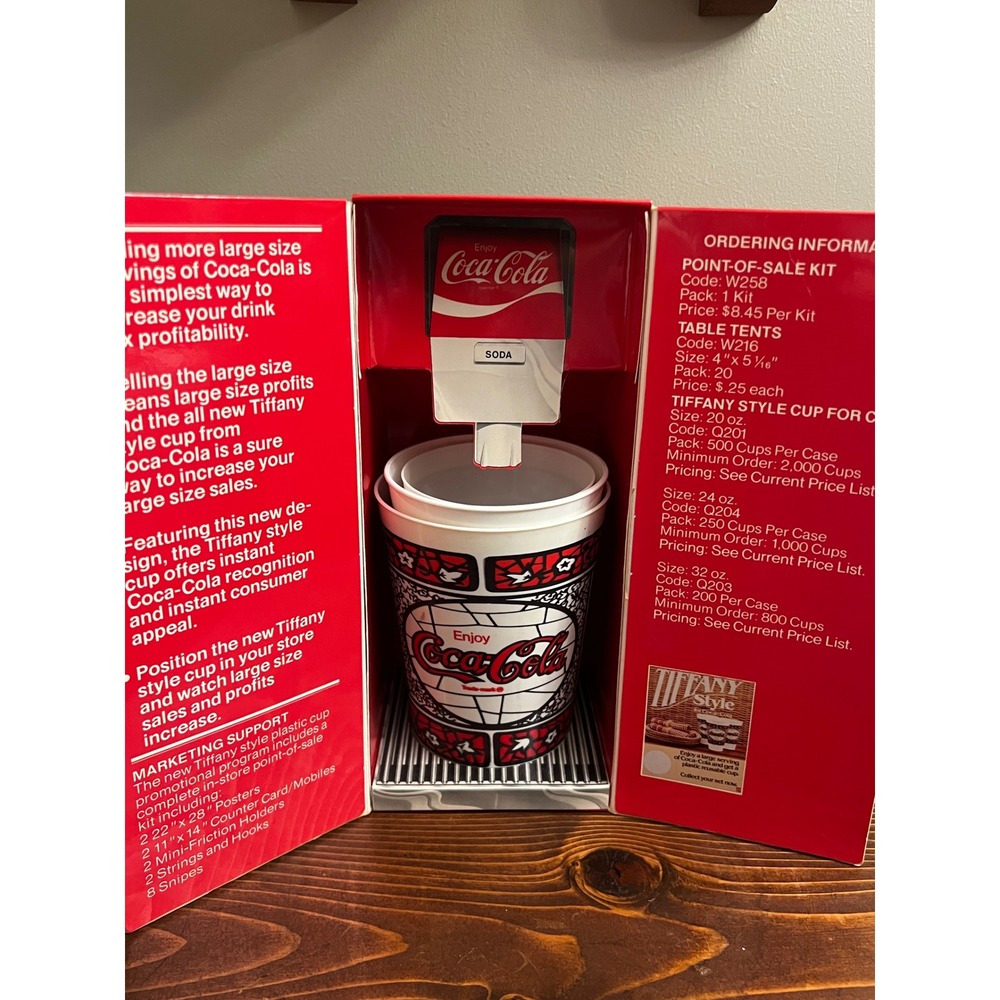 Coca-Cola Tiffany Style Marketing Kit Red Excellent Vintage Cups Display - Picture 3 of 4